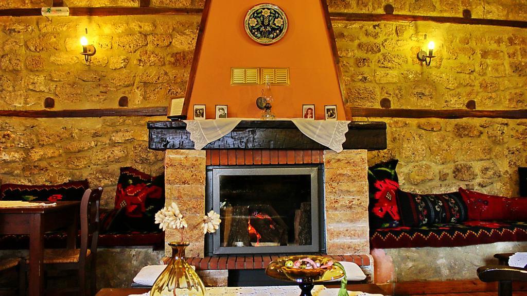 Varosi Guesthouse Edessa Esterno foto