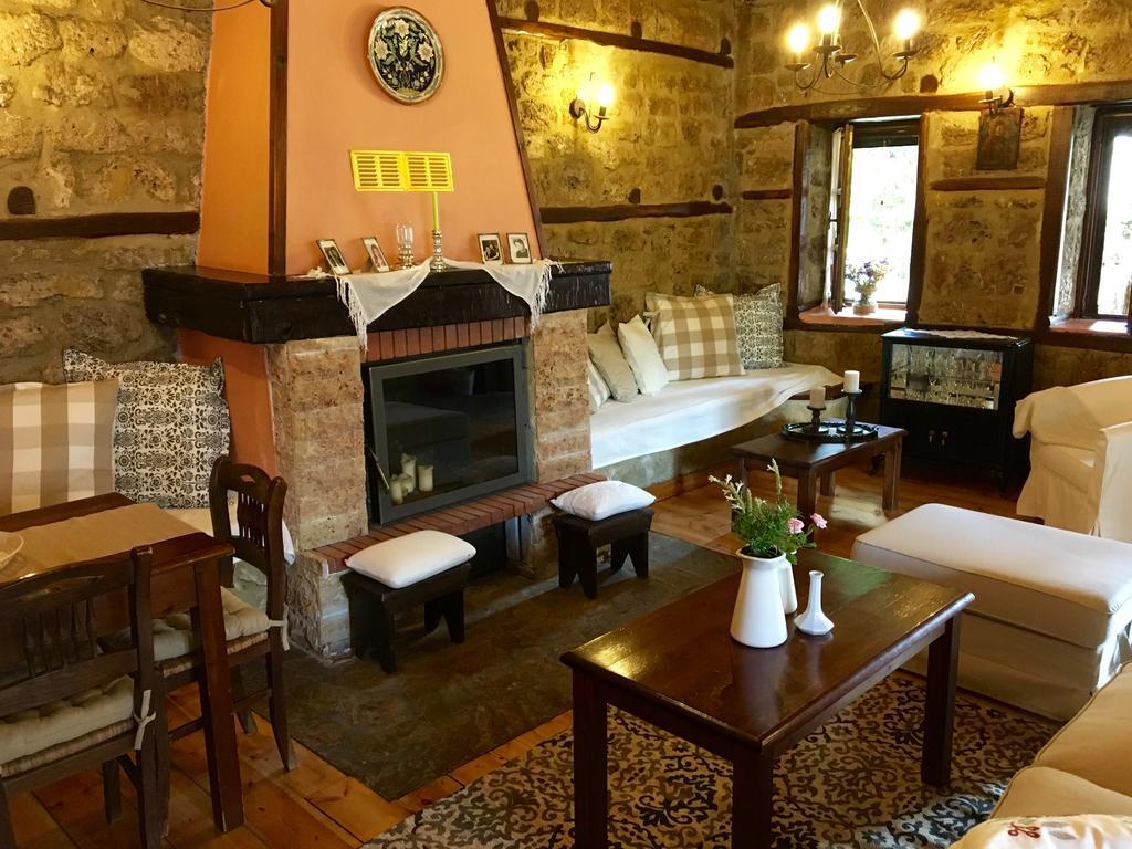 Varosi Guesthouse Edessa Esterno foto