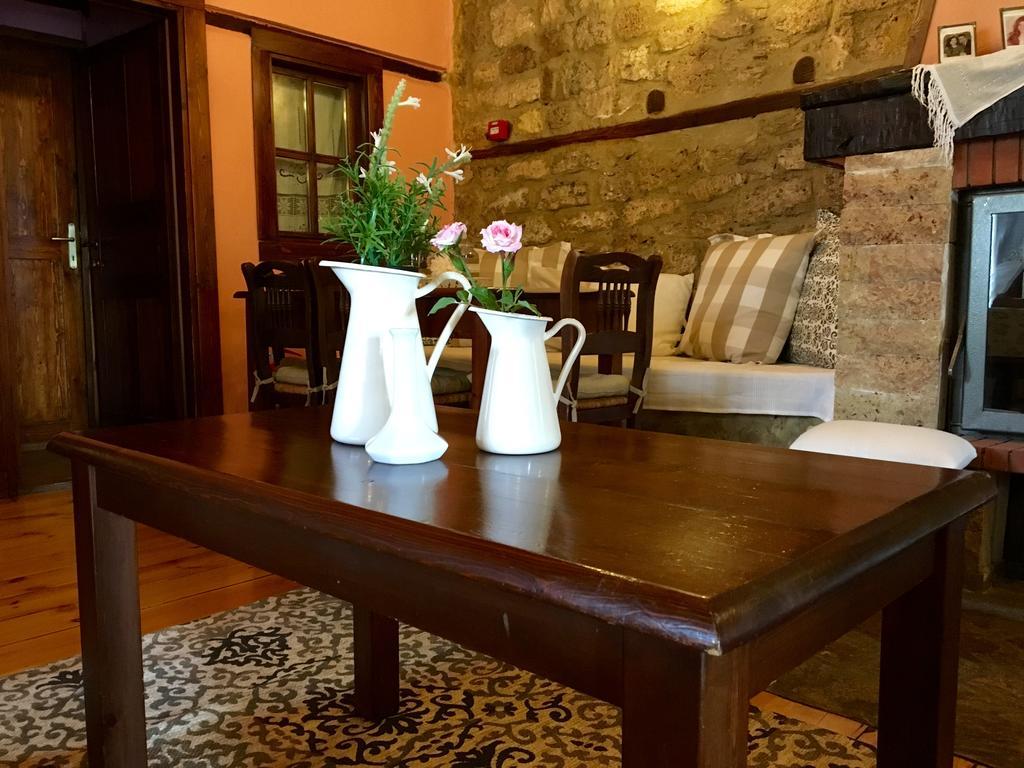 Varosi Guesthouse Edessa Esterno foto