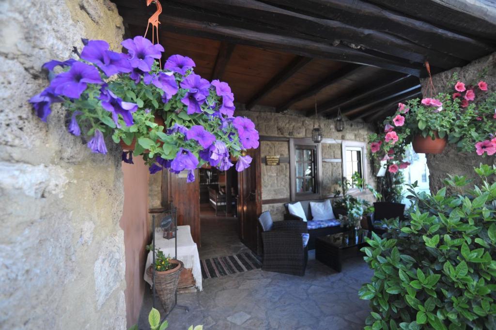 Varosi Guesthouse Edessa Esterno foto