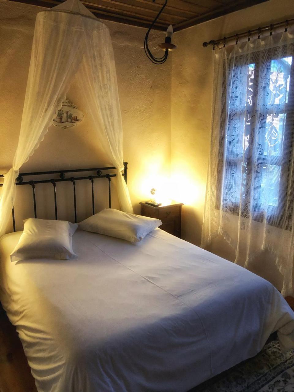 Varosi Guesthouse Edessa Esterno foto