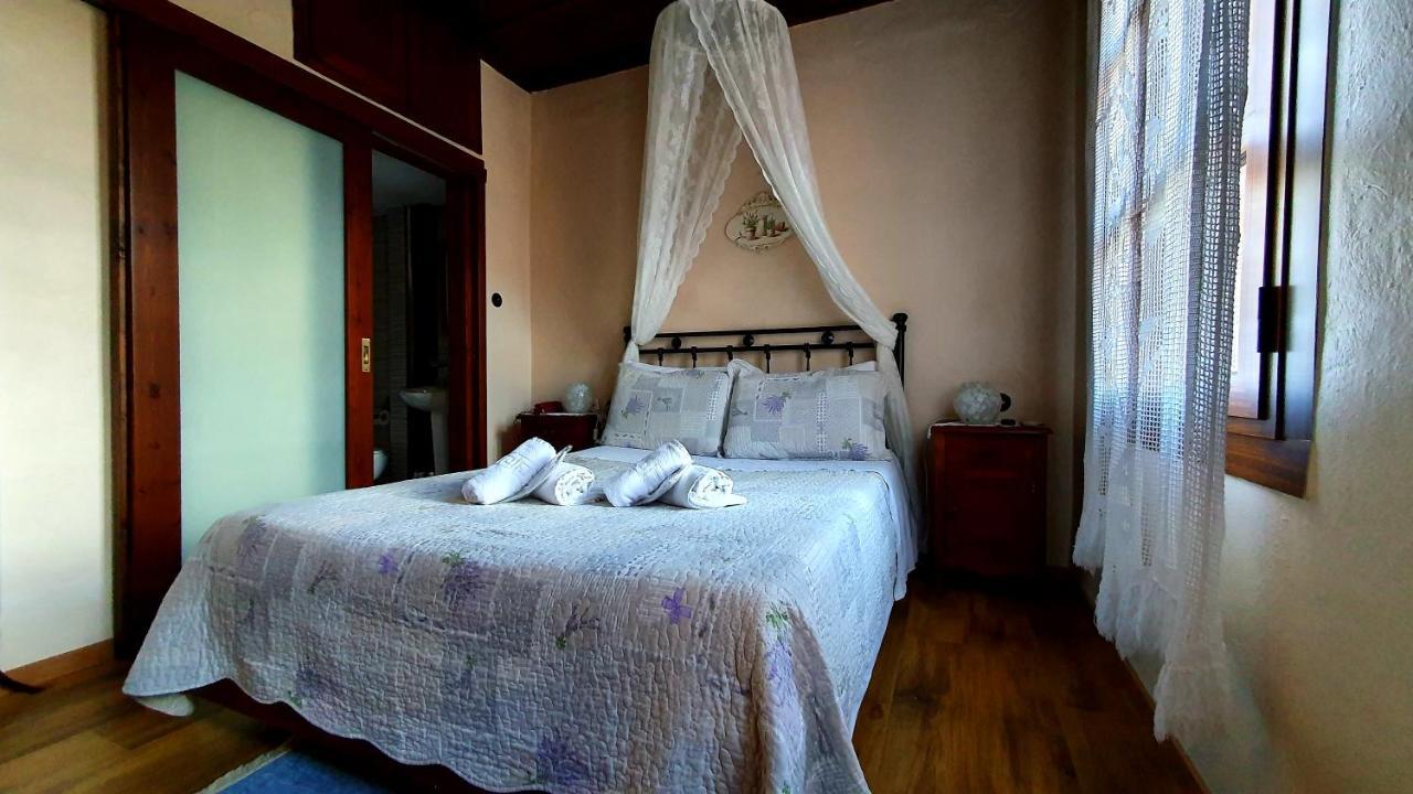 Varosi Guesthouse Edessa Esterno foto